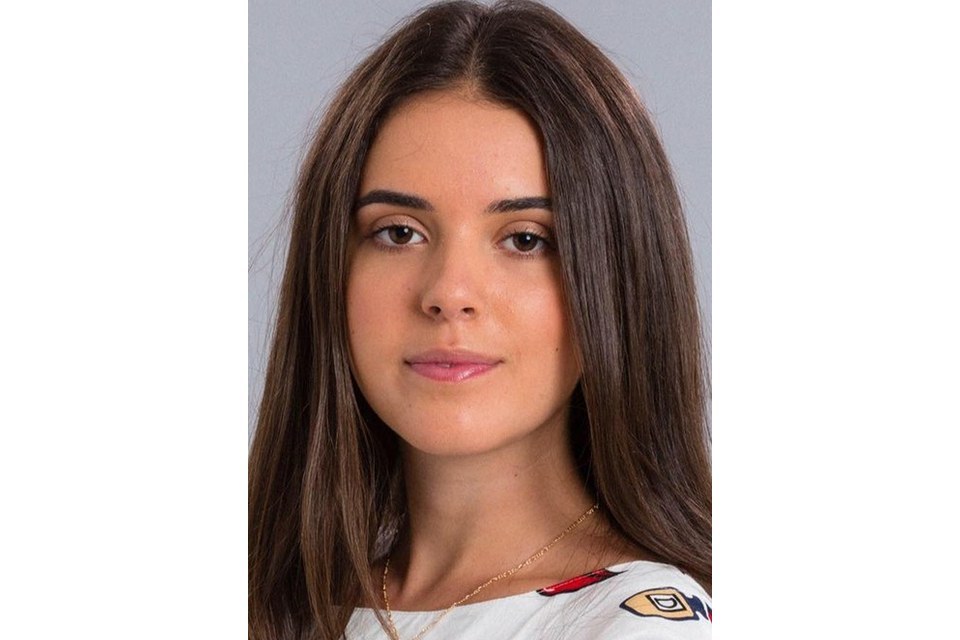 Beatriz Leonardo Beatriz Leonardo
