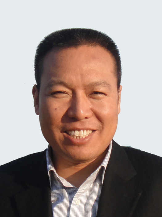 羅群忠(河南姚花春酒業有限公司董事長) 羅群忠(河南姚花春酒業有限公司董事長)
