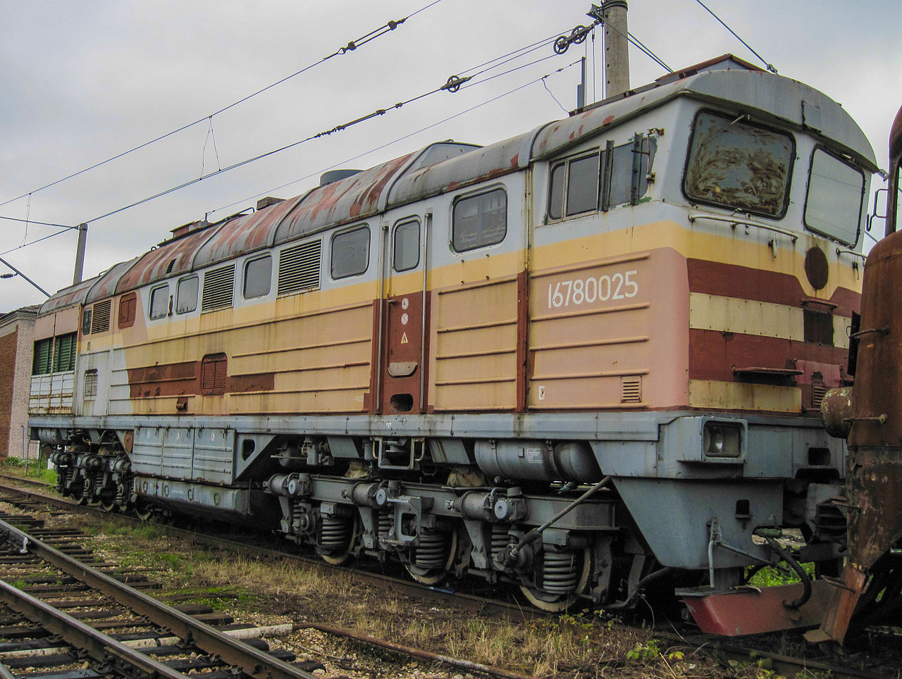 封存在全俄鐵道運輸科學研究院內的2TE116G-001號B節機車