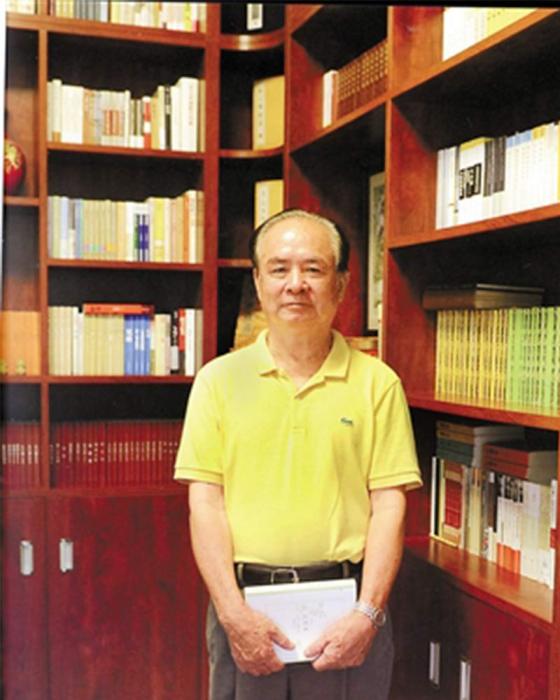 關義秀(中國作家協會會員、中國散文學會會員) 關義秀(中國作家協會會員、中國散文學會會員)