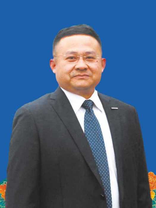 杜衛東(慶鈴汽車(集團)有限公司黨委書記、董事長) 杜衛東(慶鈴汽車(集團)有限公司黨委書記、董事長)