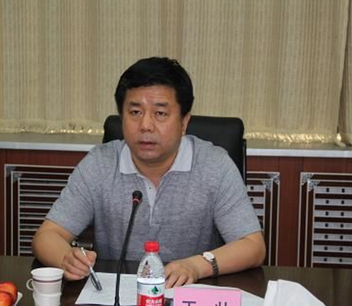 王壯(濟南市人力資源和社會保障局黨委書記)