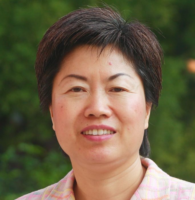 黃英姿(中山大學管理學院副教授)