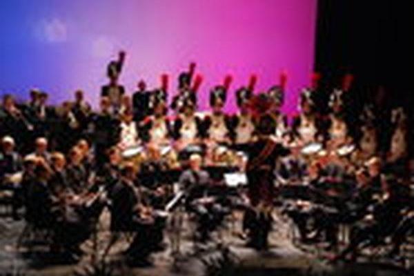Musique de la Garde Républicaine(歌手組合) Musique de la Garde Républicaine(歌手組合)