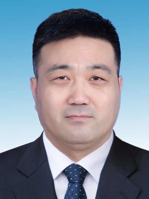 崔鵬(河南省登封市人力資源和社會保障局黨組書記、局長、一級主任科員) 崔鵬(河南省登封市人力資源和社會保障局黨組書記、局長、一級主任科員)