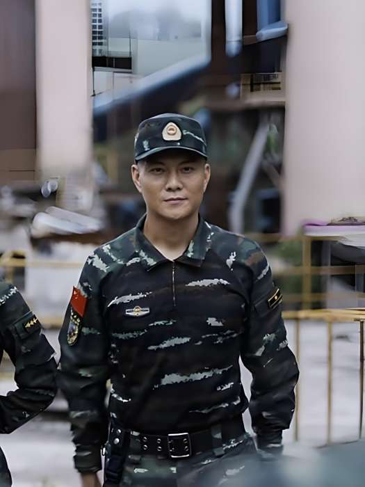 劉楠(當代軍旅題材劇《特戰榮耀》中的虛擬角色) 劉楠(當代軍旅題材劇《特戰榮耀》中的虛擬角色)