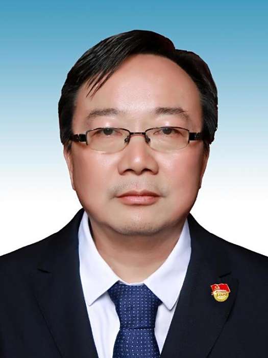 謝勁松(湖北省宜昌市五峰土家族自治縣水利局黨組成員、副局長) 謝勁松(湖北省宜昌市五峰土家族自治縣水利局黨組成員、副局長)