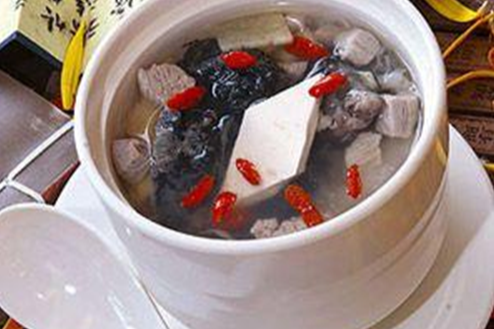 豬肝鴿蛋湯
