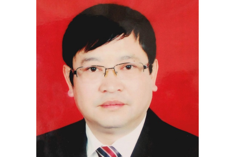 董偉(四川省眉山市洪雅縣林業局黨委書記、局長) 董偉(四川省眉山市洪雅縣林業局黨委書記、局長)