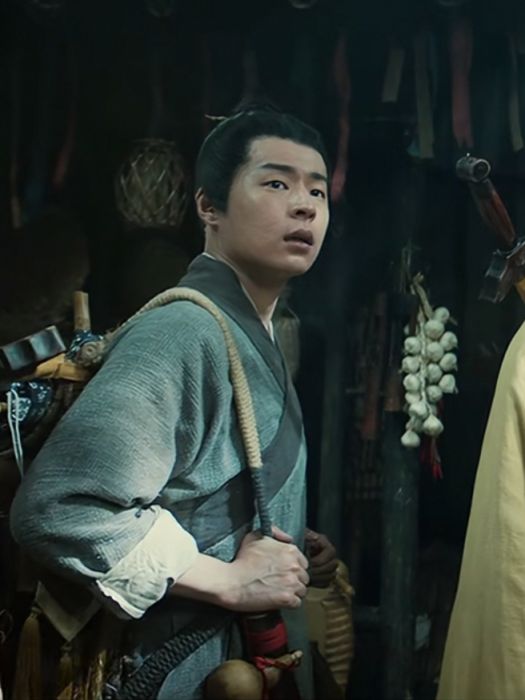 劉一澤(驚悚類電影《驅魔天師》中的角色) 劉一澤(驚悚類電影《驅魔天師》中的角色)