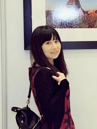 張潔(中國美術家協會會員) 張潔(中國美術家協會會員)