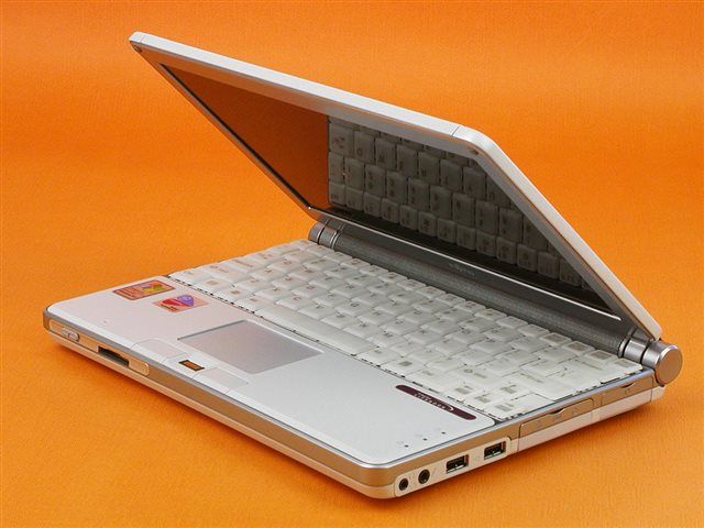 富士通P7010H 富士通P7010H