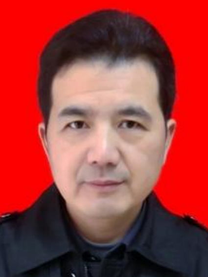劉宇(湖南省常德市石門縣行政審批服務局黨組書記、一級主任科員) 劉宇(湖南省常德市石門縣行政審批服務局黨組書記、一級主任科員)
