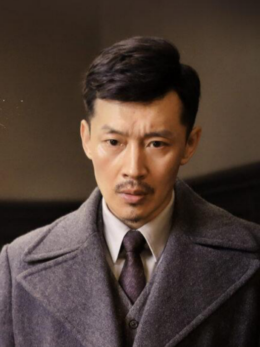 左令央