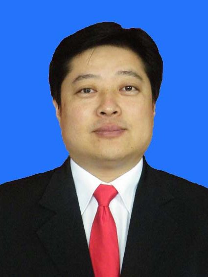 喬鵬(葫蘆島市供銷社黨組成員、理事會副主任) 喬鵬(葫蘆島市供銷社黨組成員、理事會副主任)