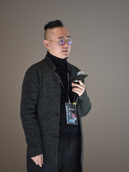 張珂嘉(服裝設計師) 張珂嘉(服裝設計師)