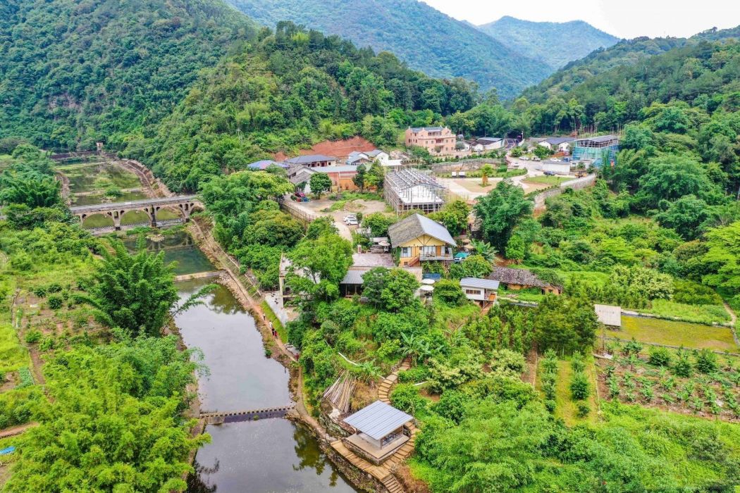 筀竹村(廣東省梅州市梅江區西陽鎮下轄村) 筀竹村(廣東省梅州市梅江區西陽鎮下轄村)