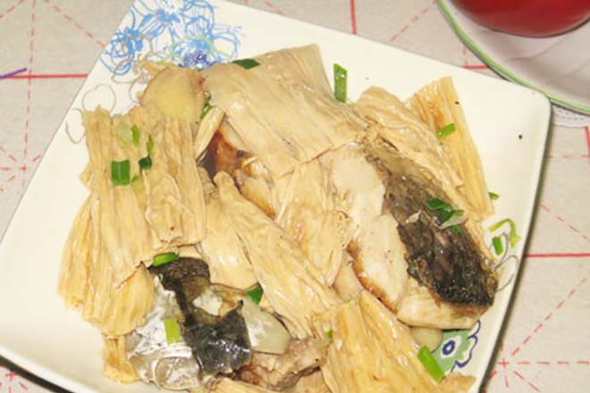 腐竹燜煎魚
