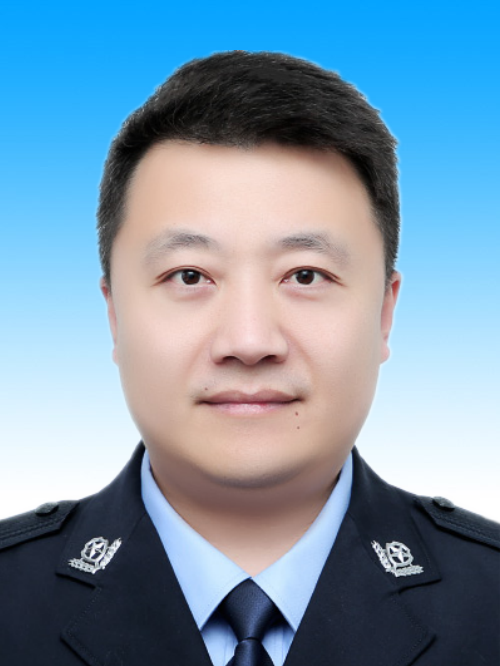 劉淼(通遼市科左中旗人民政府黨組成員、副旗長,旗公安局黨委書記、局長(四級高級警長)) 劉淼(通遼市科左中旗人民政府黨組成員、副旗長,旗公安局黨委書記、局長(四級高級警長))