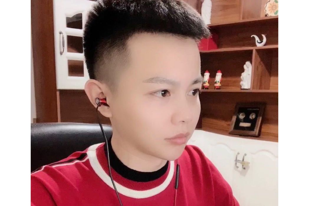 千秋月(Mc麻木演唱歌曲) 千秋月(Mc麻木演唱歌曲)