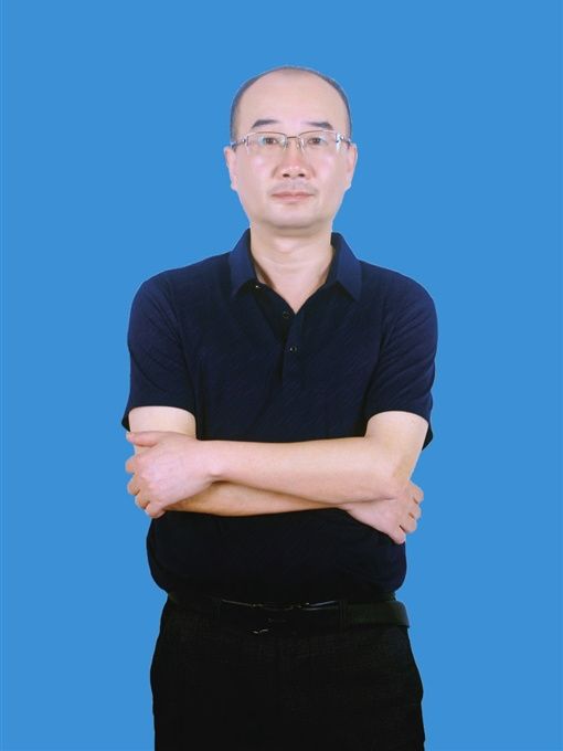 陳良(永州市生態環境局綜合協調科科長) 陳良(永州市生態環境局綜合協調科科長)