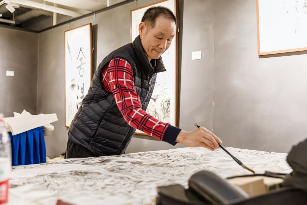 王繼平(中國浙江籍藝術家) 王繼平(中國浙江籍藝術家)