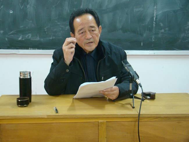 許明顯 許明顯