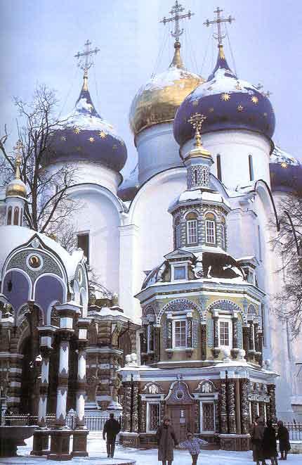 俄羅斯三位一體武備修道院及其教堂