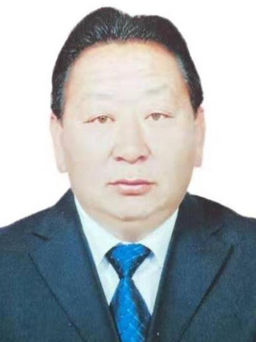 扎西平措(四川省甘孜藏族自治州巴塘縣退役軍人事務局黨組書記) 扎西平措(四川省甘孜藏族自治州巴塘縣退役軍人事務局黨組書記)