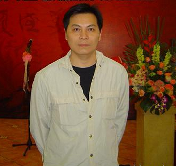 何元炳 何元炳