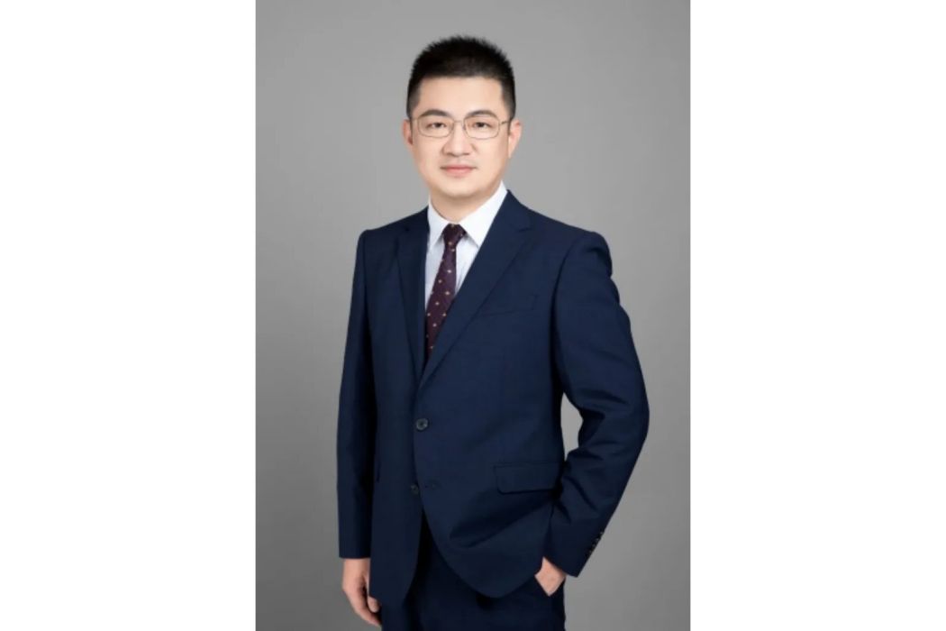 楊迪(浙江省人民醫院脊柱外科主任醫師) 楊迪(浙江省人民醫院脊柱外科主任醫師)