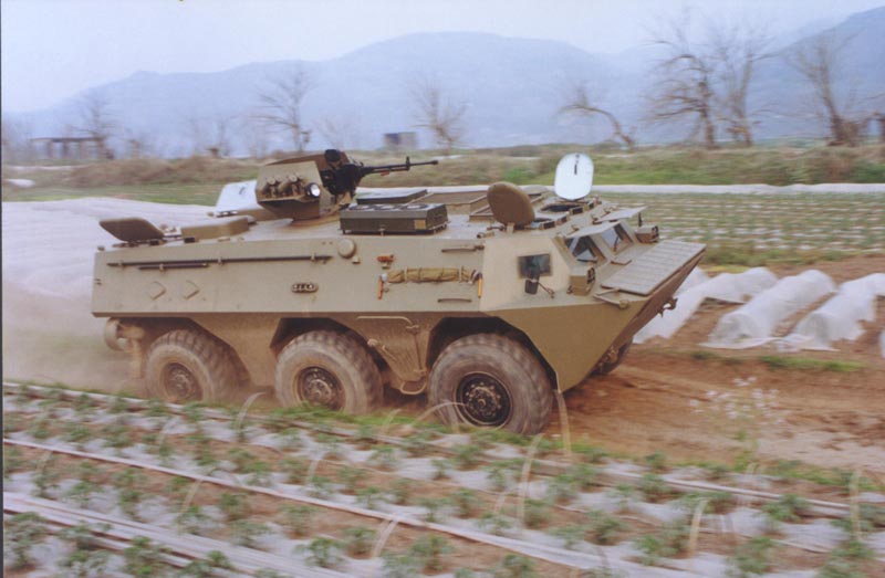 ZSLg2A型輪式裝甲人員輸送車