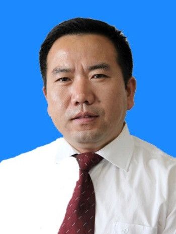 吳長遠(日喀則市衛生健康委員會副主任、三級調研員) 吳長遠(日喀則市衛生健康委員會副主任、三級調研員)