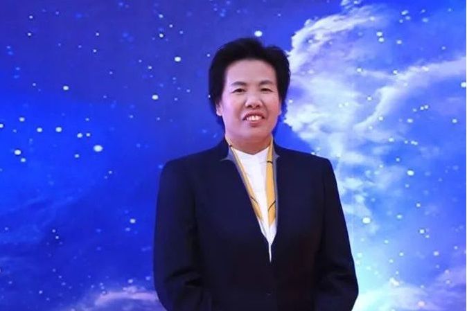 劉麗雲(溫州銀行文成支行黨支部書記) 劉麗雲(溫州銀行文成支行黨支部書記)