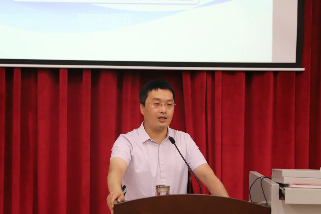 王建強(河南經貿職業學院學工部部長) 王建強(河南經貿職業學院學工部部長)