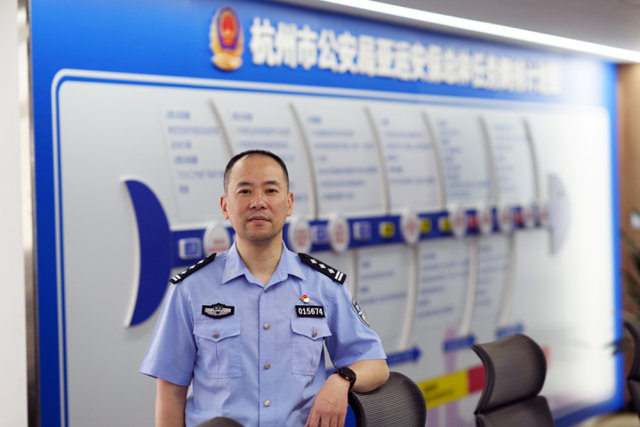 王劍(浙江省杭州市公安局治安支隊七大隊大隊長) 王劍(浙江省杭州市公安局治安支隊七大隊大隊長)