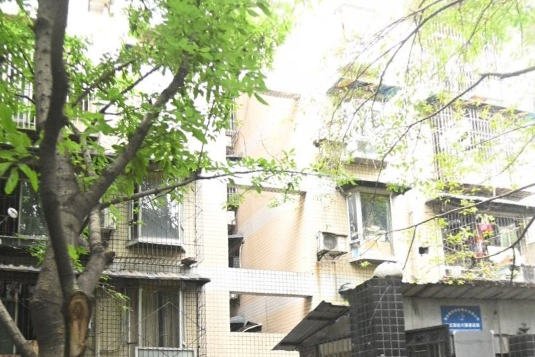 物業大廈 物業大廈