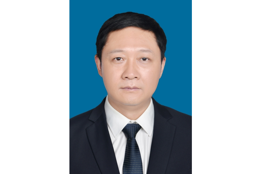 黃思齊(貴州電子信息職業技術學院黨委副書記) 黃思齊(貴州電子信息職業技術學院黨委副書記)