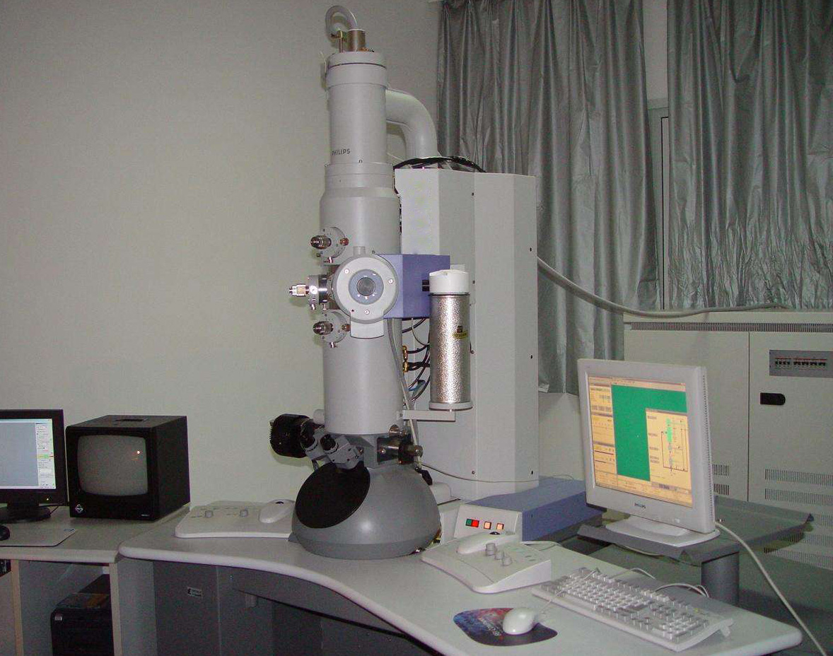 透射電子顯微鏡