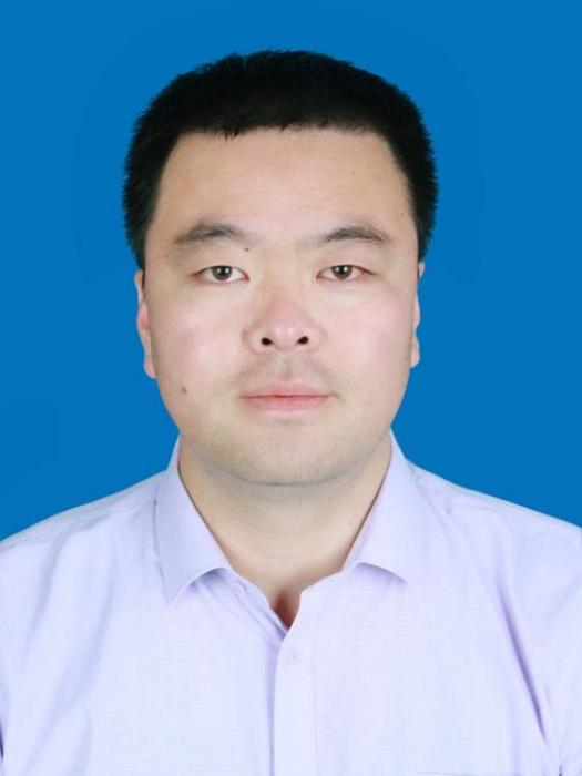 雷鵬(陝西省鹹陽市長武縣機關事務服務中心副主任) 雷鵬(陝西省鹹陽市長武縣機關事務服務中心副主任)