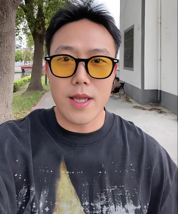 王貳狗 王貳狗