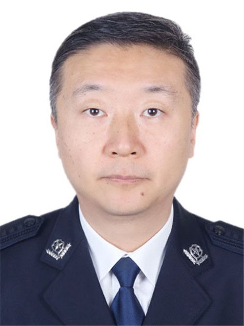金文(四川省成都市公安局高新區分局政委) 金文(四川省成都市公安局高新區分局政委)