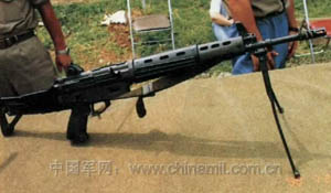 89式5.56毫米突擊步槍