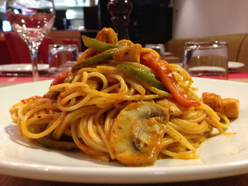 意大利麵： 50道傳統義式輕料理