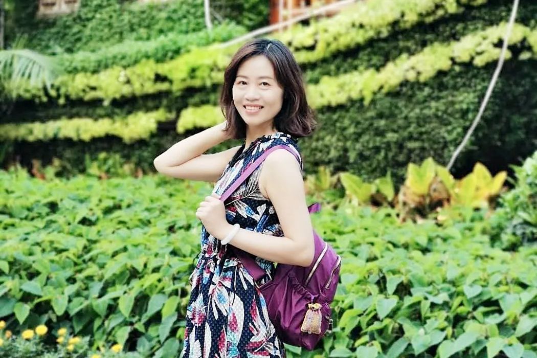 李彥(中國美術家協會會員) 李彥(中國美術家協會會員)