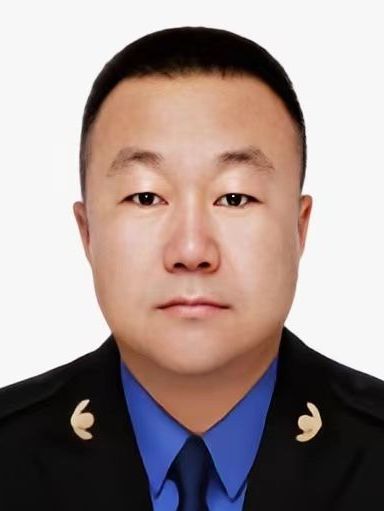 林浩(烏蘭浩特市城市管理綜合執法局黨組書記、局長) 林浩(烏蘭浩特市城市管理綜合執法局黨組書記、局長)