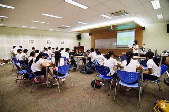 新加坡英華國際學校