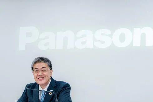 楠見雄規 楠見雄規