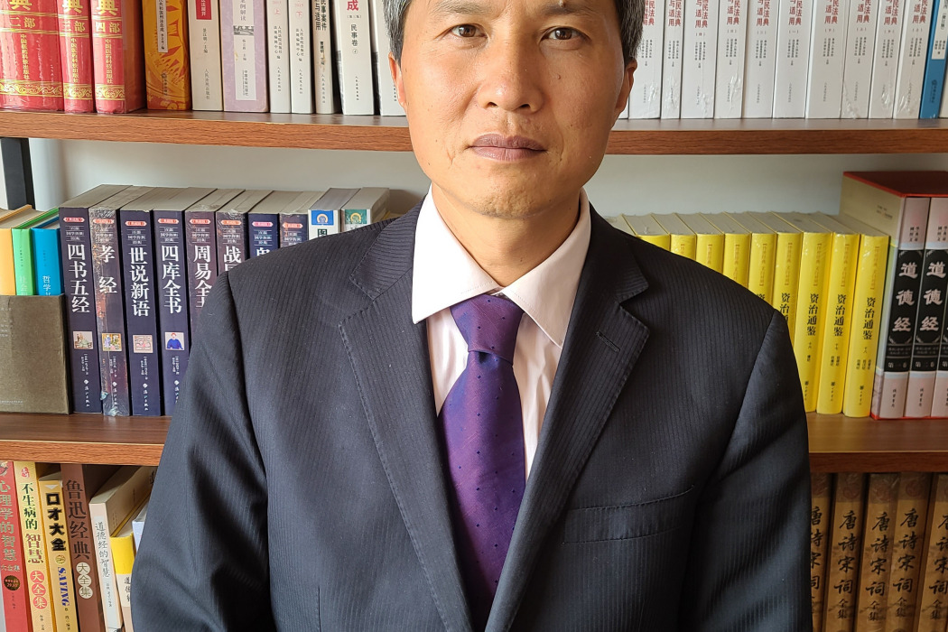 易德祥(雲南尚祥律師事務所專職律師) 易德祥(雲南尚祥律師事務所專職律師)