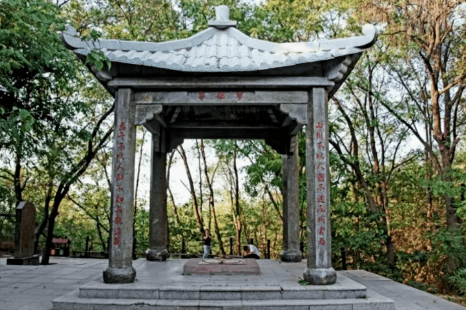 雩泉亭 雩泉亭